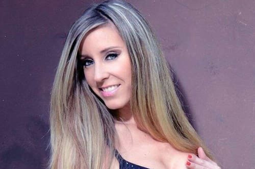 Stripteaseuse EVG Paris